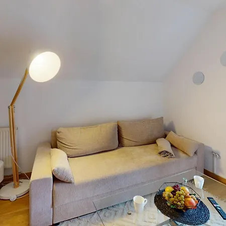 Au Pied Du Koenigsbourg 2