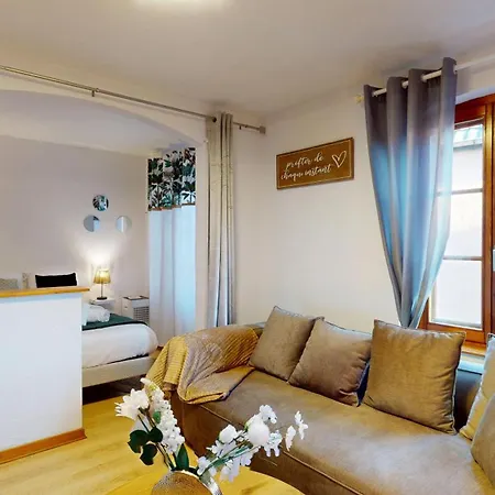 Au Pied Du Koenigsbourg 2 Apartament *