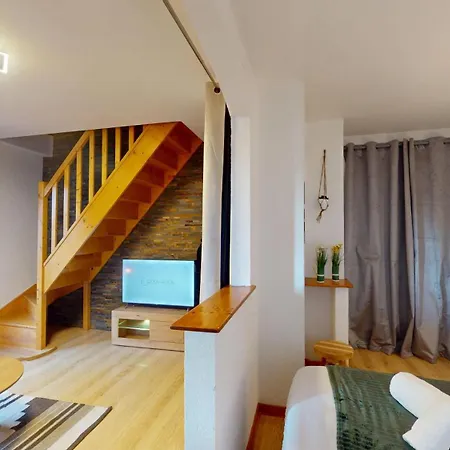 Au Pied Du Koenigsbourg 2 *