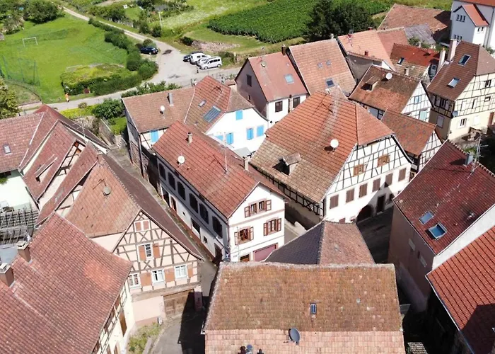 Au Pied Du Koenigsbourg
